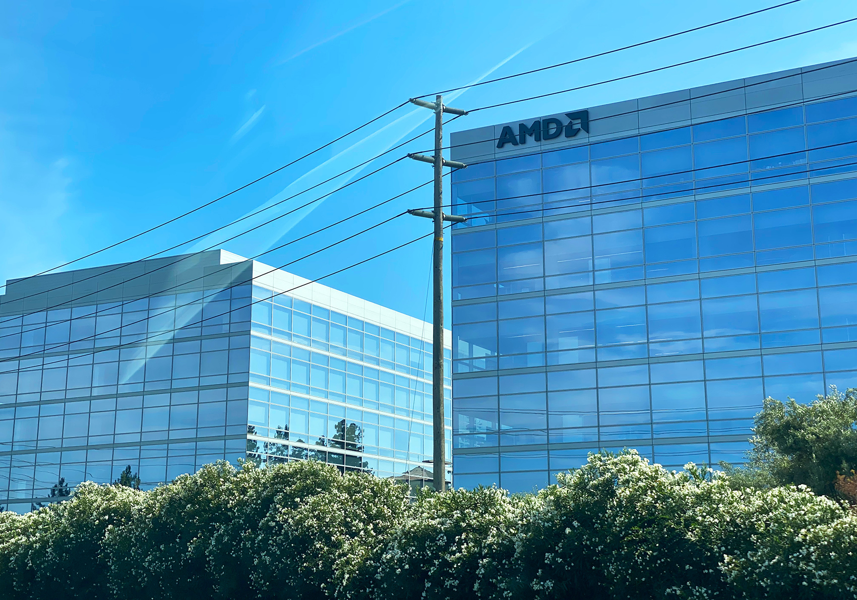 AMD重磅發布新一代AI PC芯片，欲在這一領域取得領先地位！公司股價漲近2%(圖4)